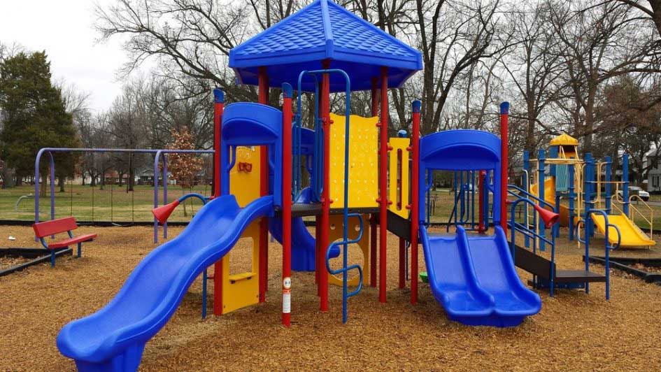 Evaluating Color Quality in Playground Equipments